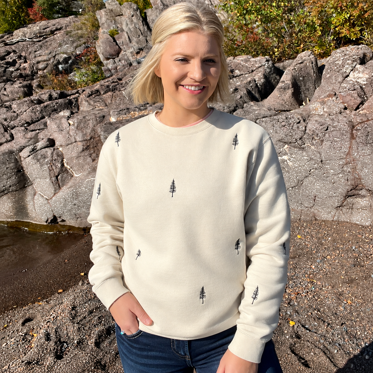 Pine Tree | Little's | Embroidered Crewneck Sweatshirt