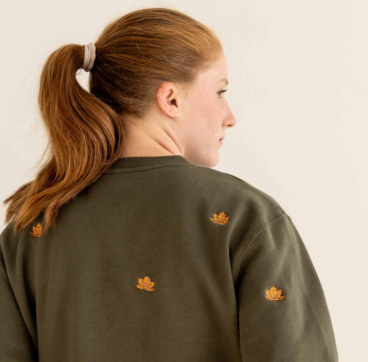 Leaf | Little's| Embroidered Crewneck Sweatshirt