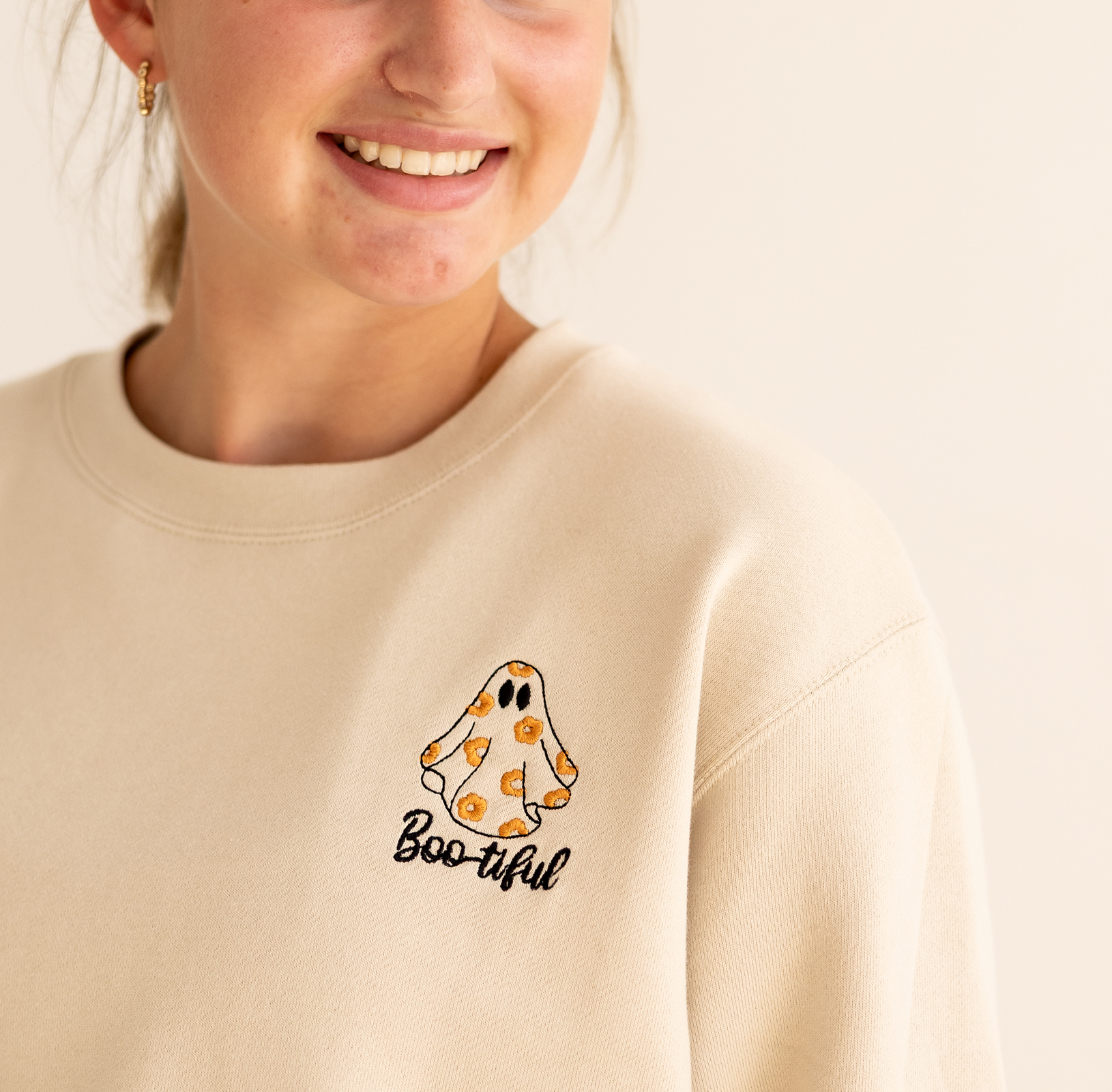 Boo-tiful Ghost | Crewneck Sweatshirt