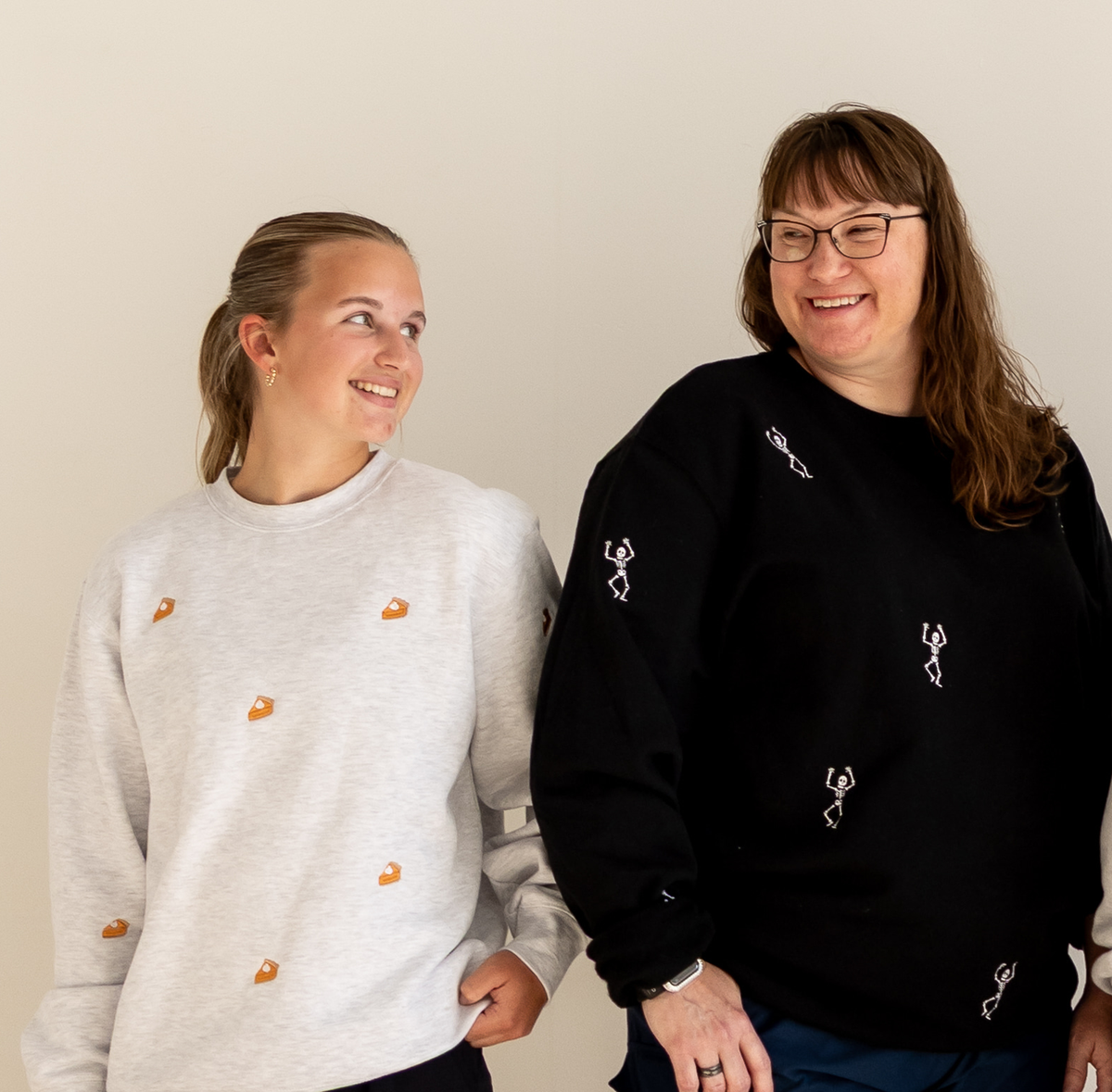 Slice of Pie| Little's | Embroidered Crewneck Sweatshirt